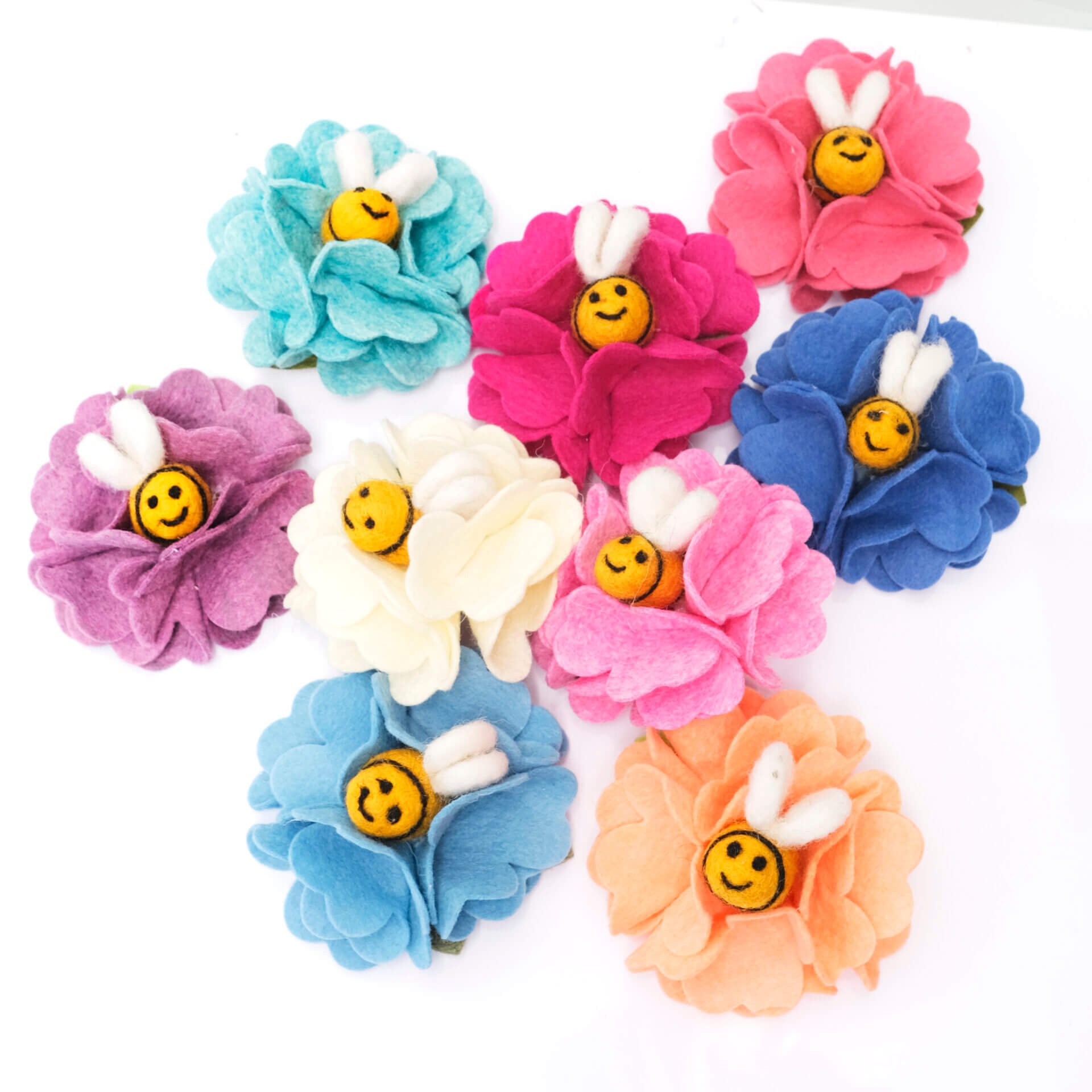 What color options are available for the flower accessory?